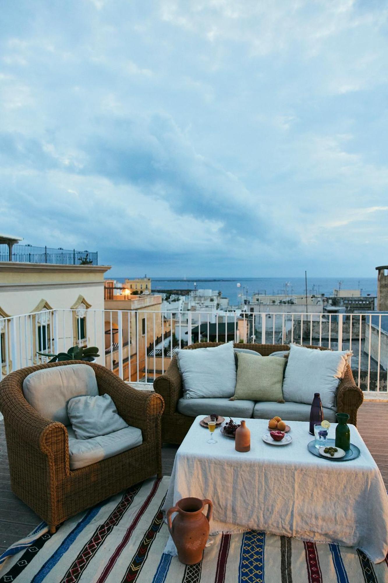 Relais Corte Palmieri & Il Chiostro - Residenza D'Epoca Галиполи Екстериор снимка