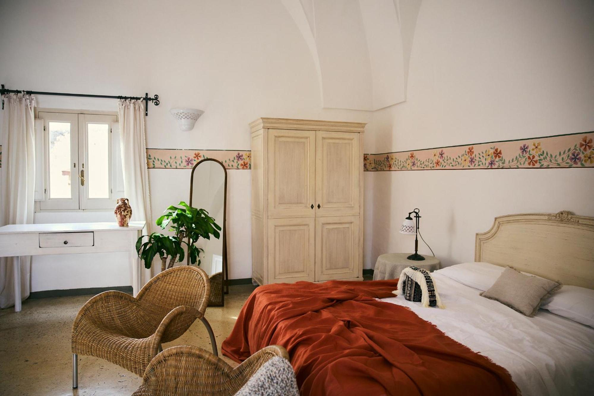 Relais Corte Palmieri & Il Chiostro - Residenza D'Epoca Галиполи Екстериор снимка